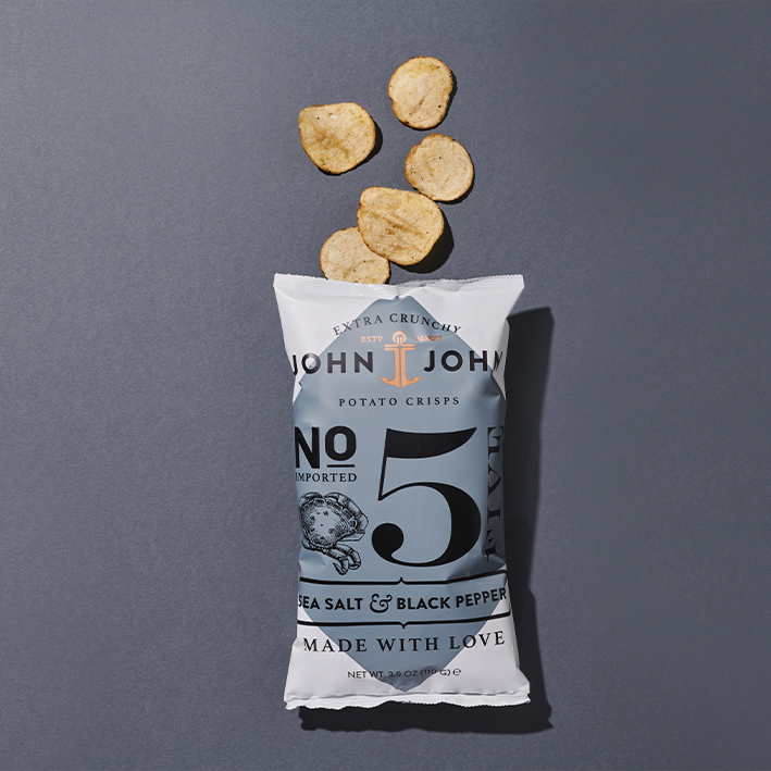 John & John No. 5 Crisps Sea Salt and Black Pepper | 110g